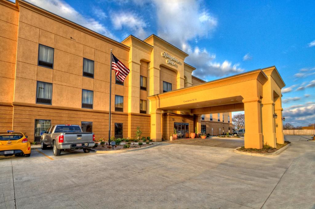 Hampton Inn Clarksdale Ms Main image 1